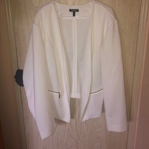 Torrid white jacket 5x